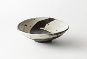 陶芸家の兄「坪井俊憲」の個展が南青山「うつわ楓」さんで本日3月7日(水)から12日(月)まで開催！
